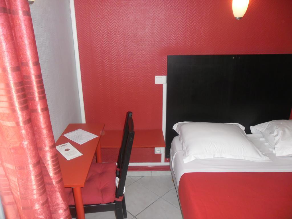 ฮิโปเทล ปารีส มงต์มาร์ต Hotel ห้อง รูปภาพ
